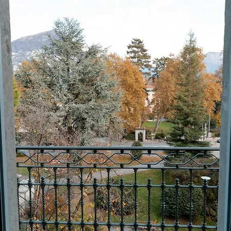 Al Ciani Balcony شقة *
